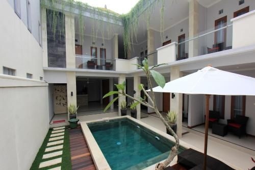 Tom Guest house0