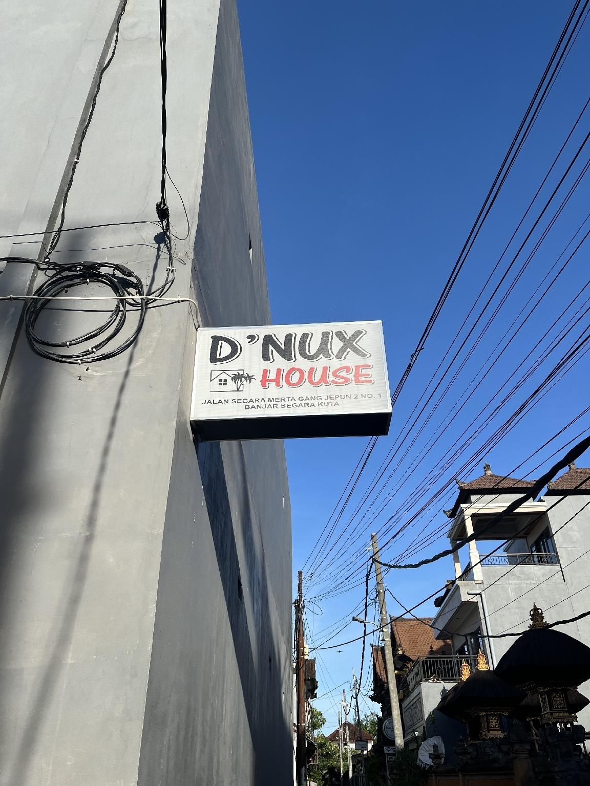 D nux House1