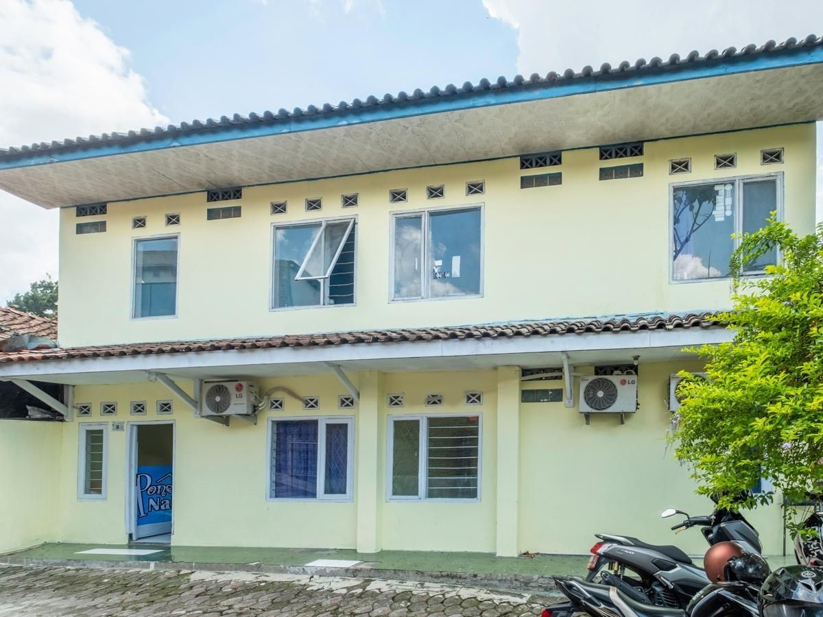 SPOT ON 2384 Pondok Nabil0