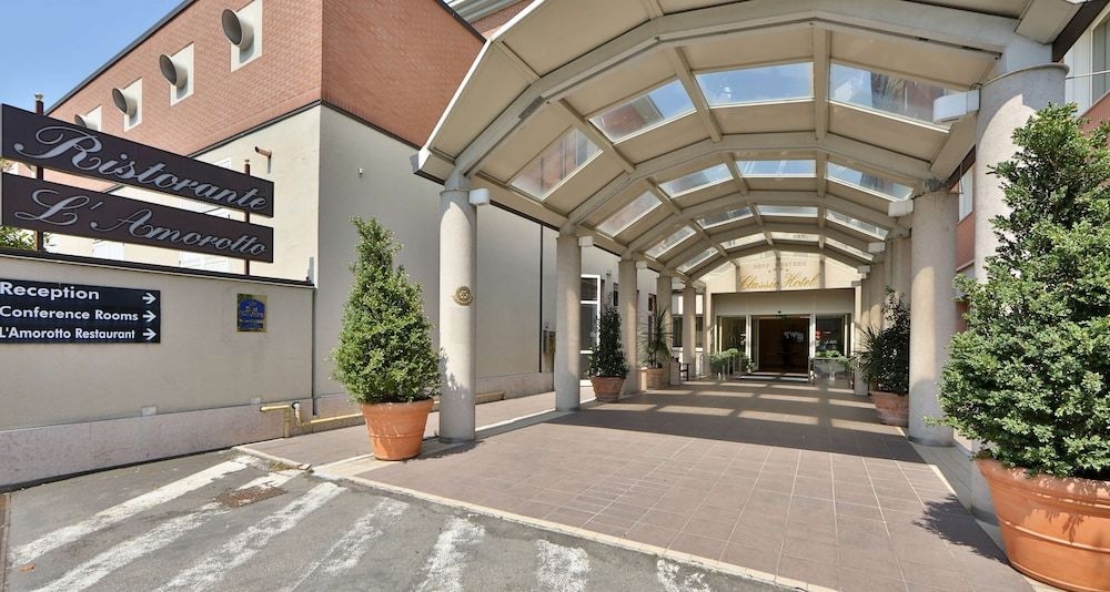 BEST WESTERN Classic Hotel0