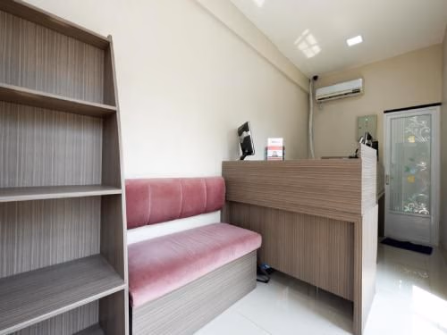 RedDoorz Plus near Paragon Mall Semarang0