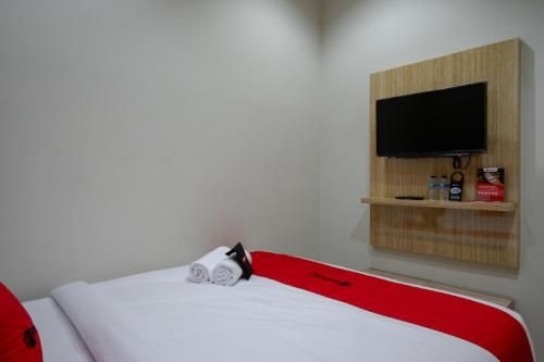 RedDoorz @ Jalan Kartini Semarang2