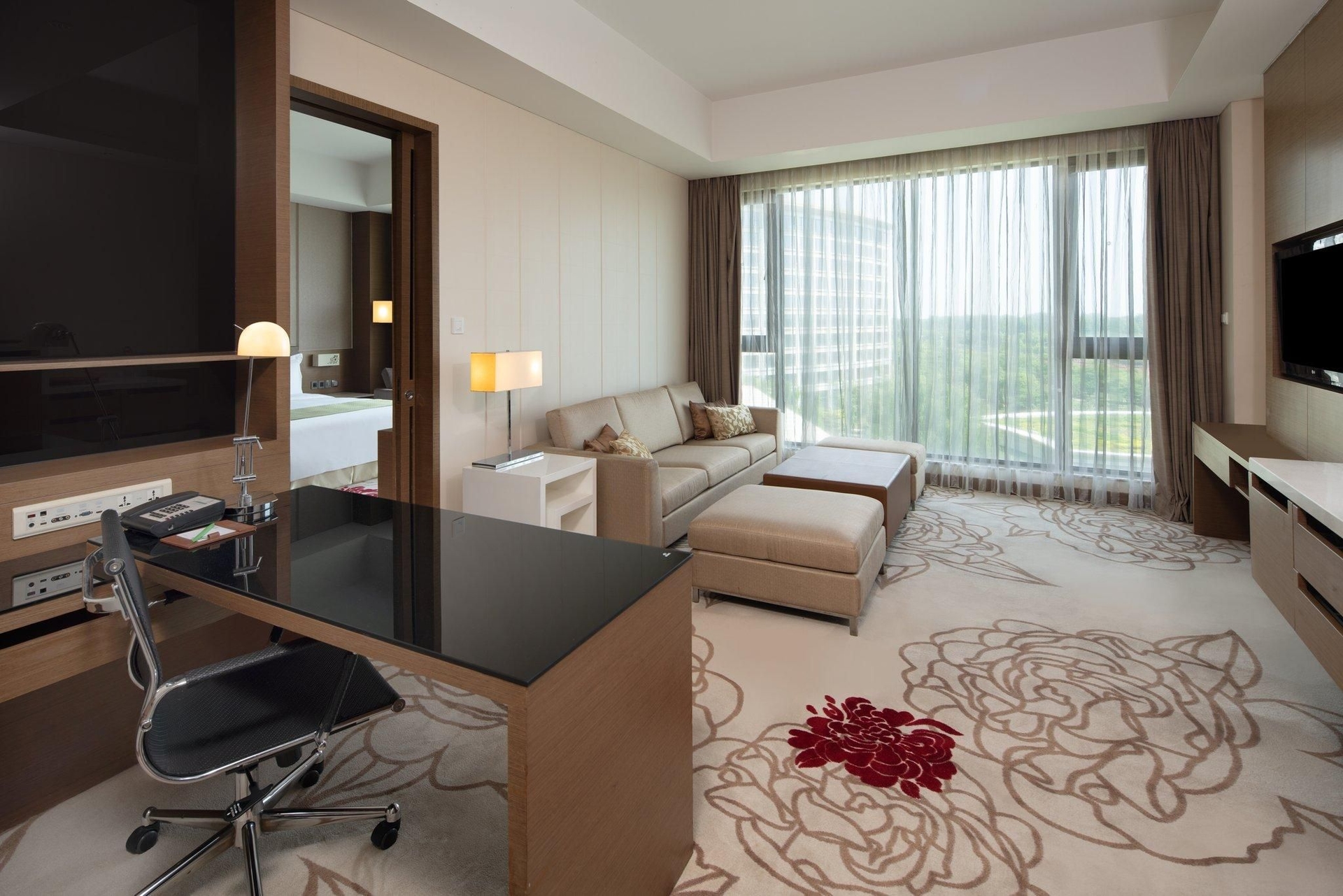 ฮอลิเดย์ อินน์ หนานยาง (Holiday Inn Nanyang)1