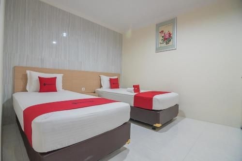 RedDoorz near MT Haryono Semarang3