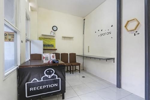 Spot On 90780 Gang Tengah Homestay Syariah4