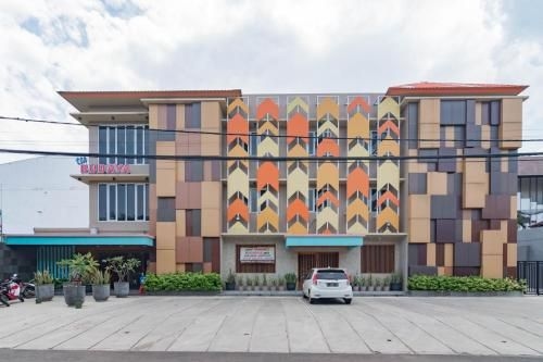 Sans Hotel Budaya Cirebon0