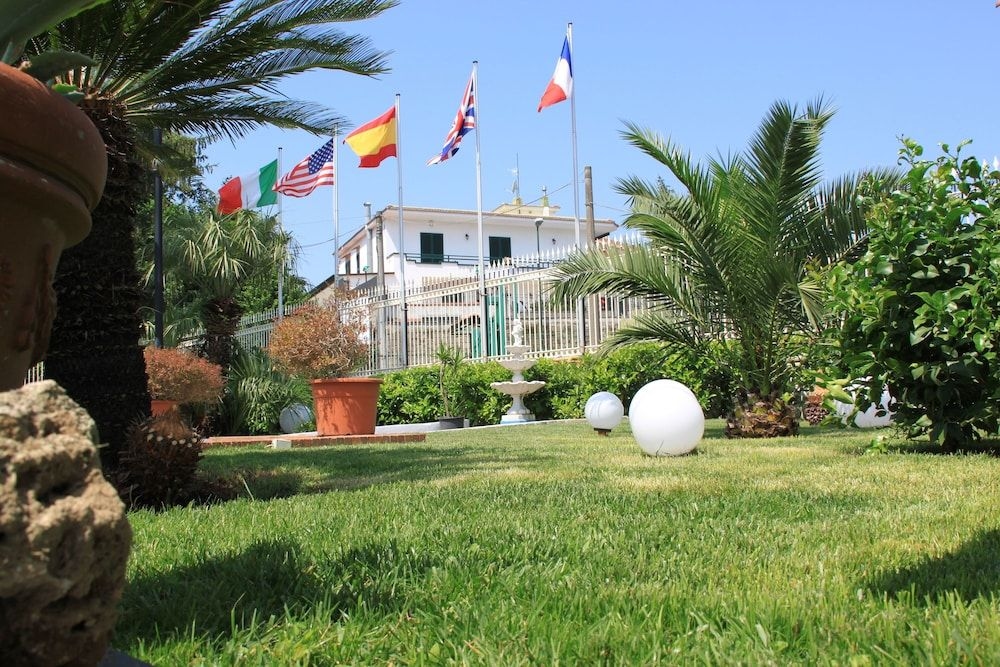 Ranch Palace Hotel3
