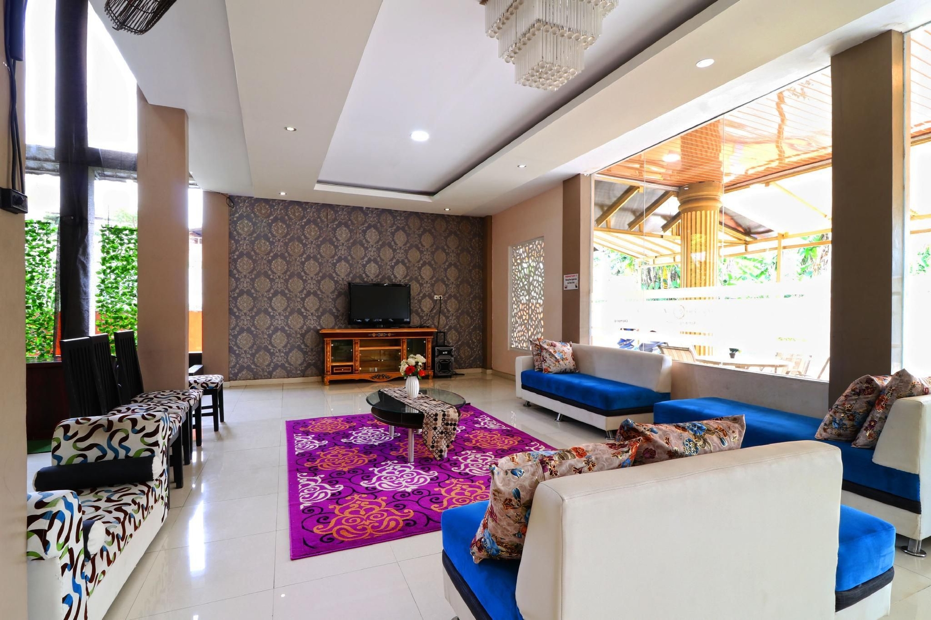 Ombey Guest House0