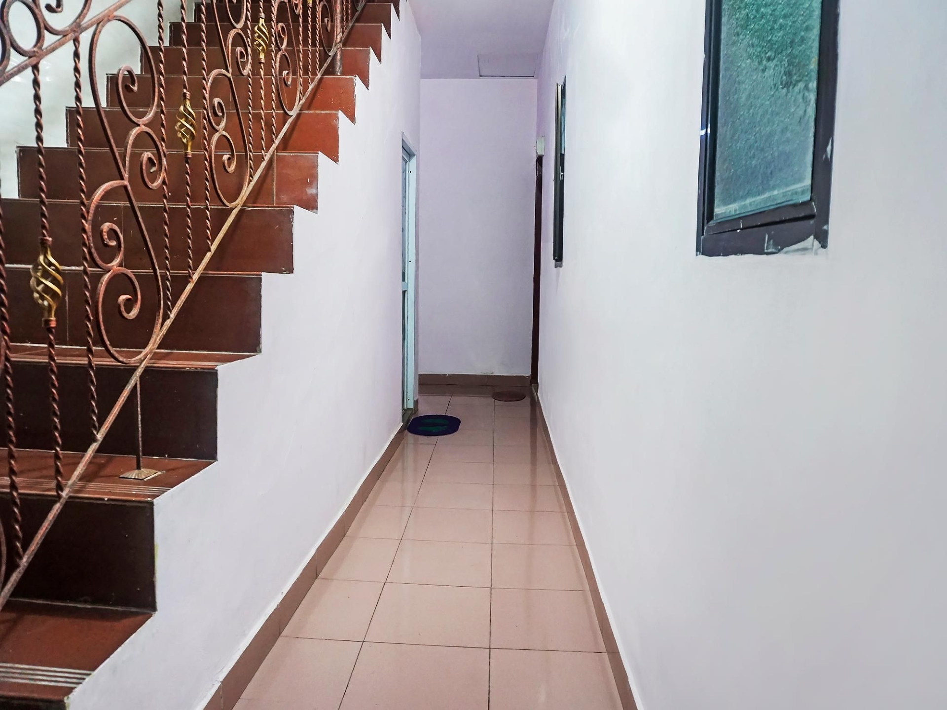 OYO 90965 Homestay Madu Makassar4