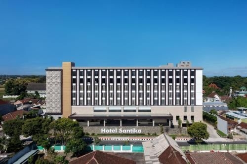 โรงแรม ซานติกา บลิทาร์ (Hotel Santika Blitar)0