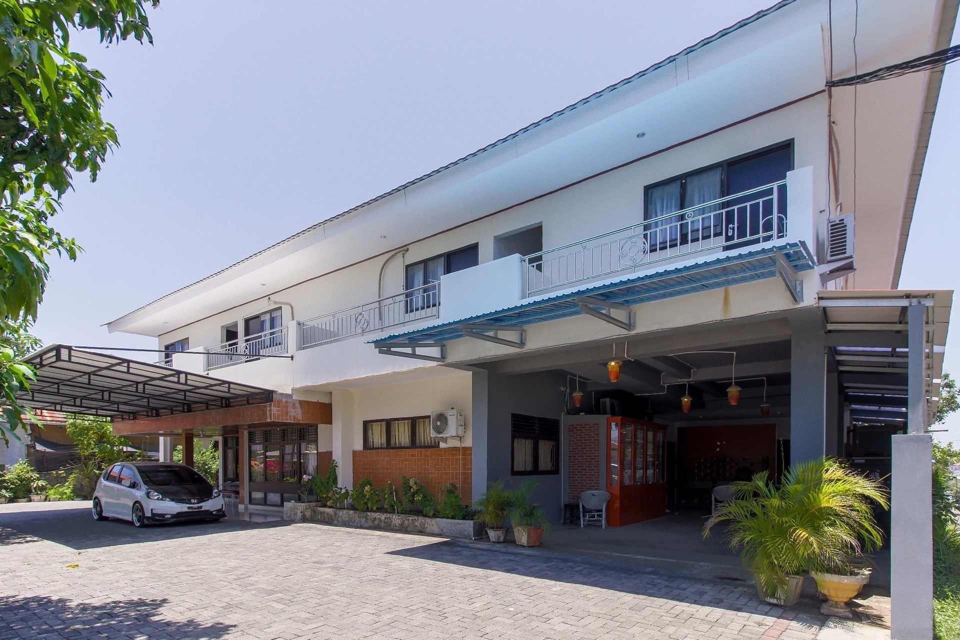 RedDoorz near Sam Ratulangi Airport0