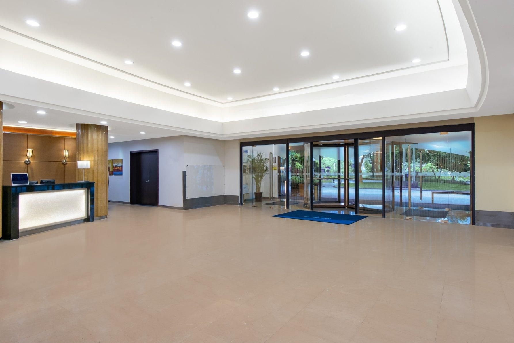 ฮอลิเดย์ อินน์ เอ็กซ์เพรส เซี่ยงไฮ้ ผู่โถว (Holiday Inn Express Shanghai Putuo)0