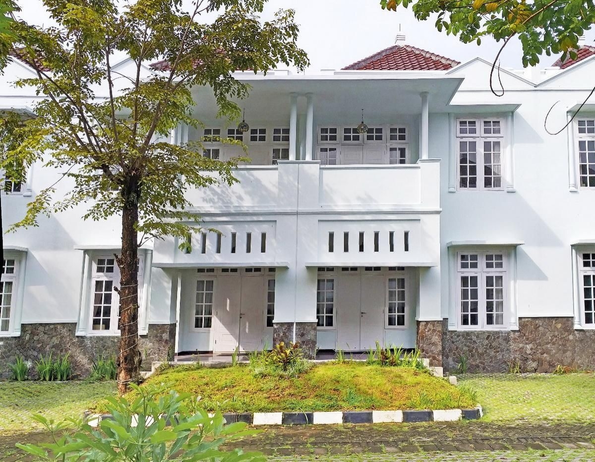 Azhima Resort and Convention0