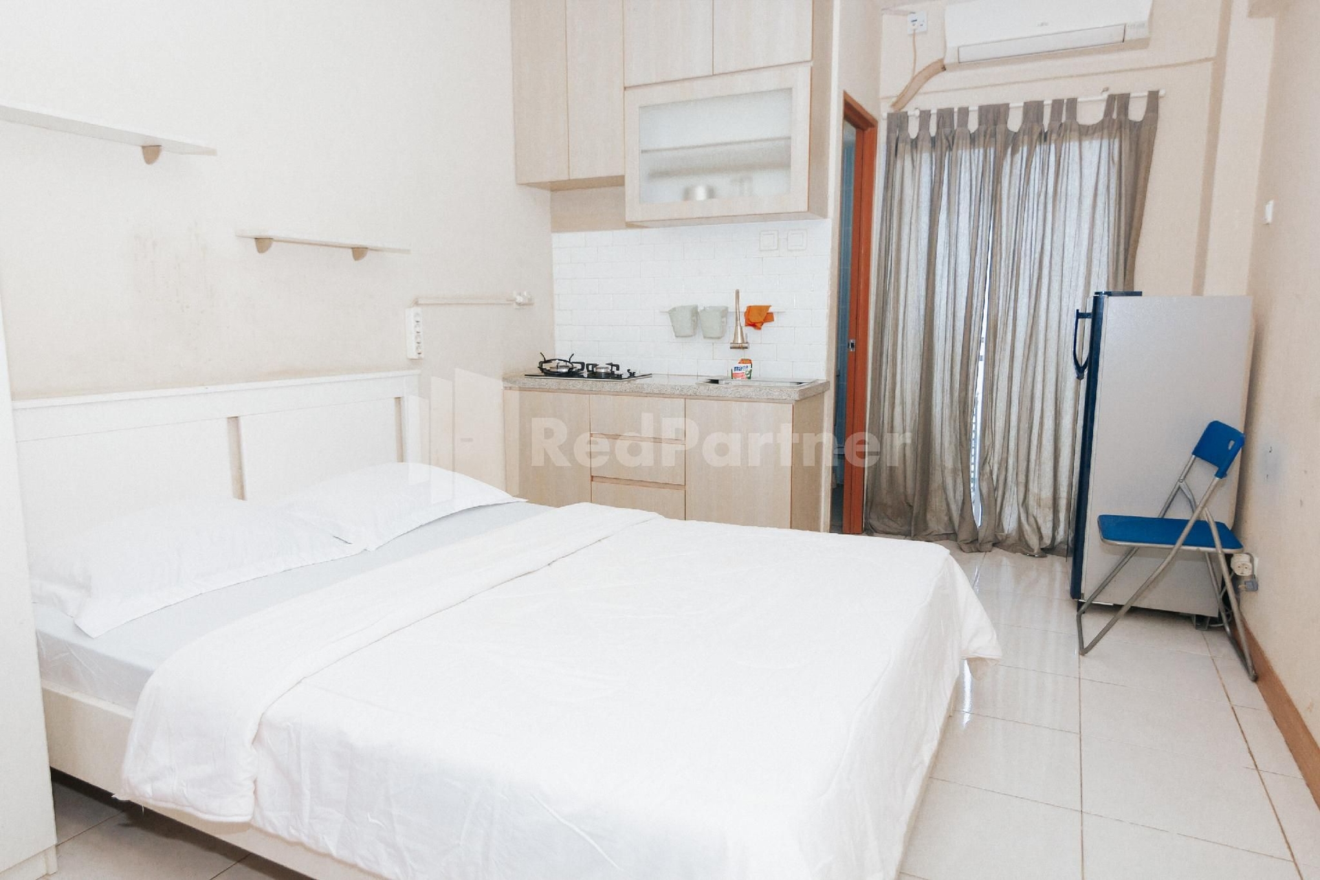 RedLiving Apartemen Cinere Resort - CRI Room Tower4