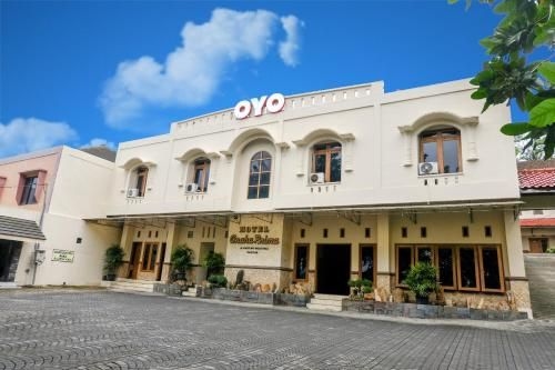OYO 2643 Hotel Graha Prima1