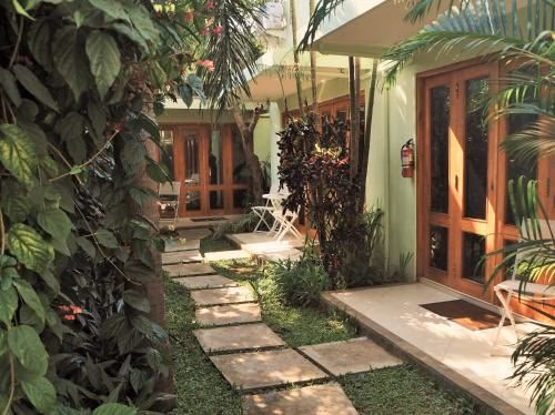 The Gecho Inn Town2