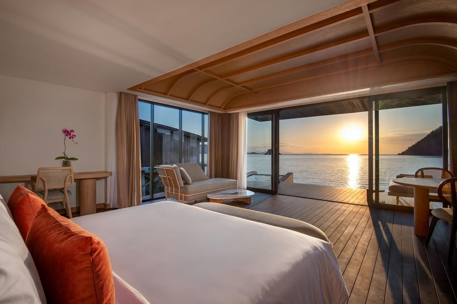 Katamaran Hotel & Resort Komodo2