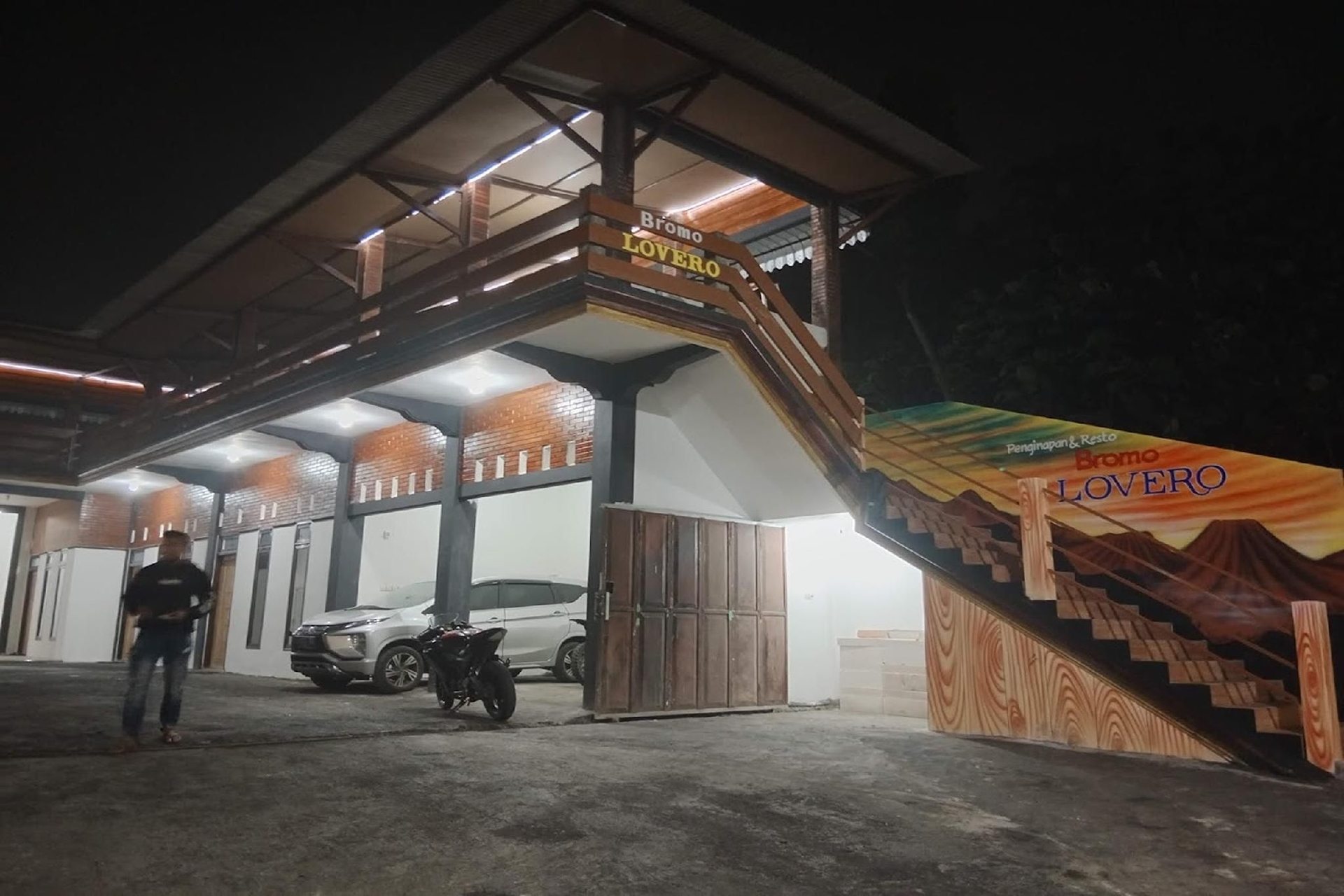 Penginapan Bromo Lovero1
