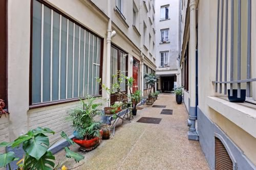 สตูดิโอแสนอบอุ่น สำหรับ 2 คน – ย่านเฆปูบลีก / เลอมารายส์ (Cosy Studio for 2P - Republique/Marais)1