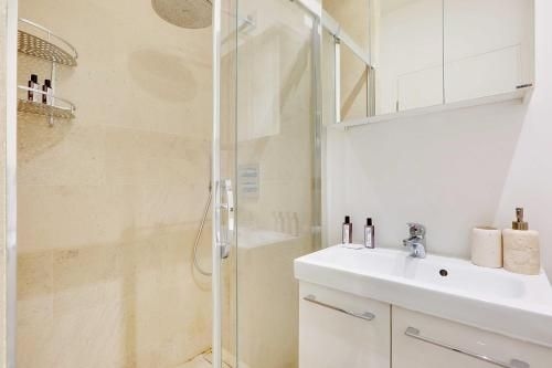 สตูดิโอสุดชิคแสนอบอุ่น - พักได้ 2 คน - เลอวาลลัวส์ (Cosy Chic Studio - 2P - Levallois)3