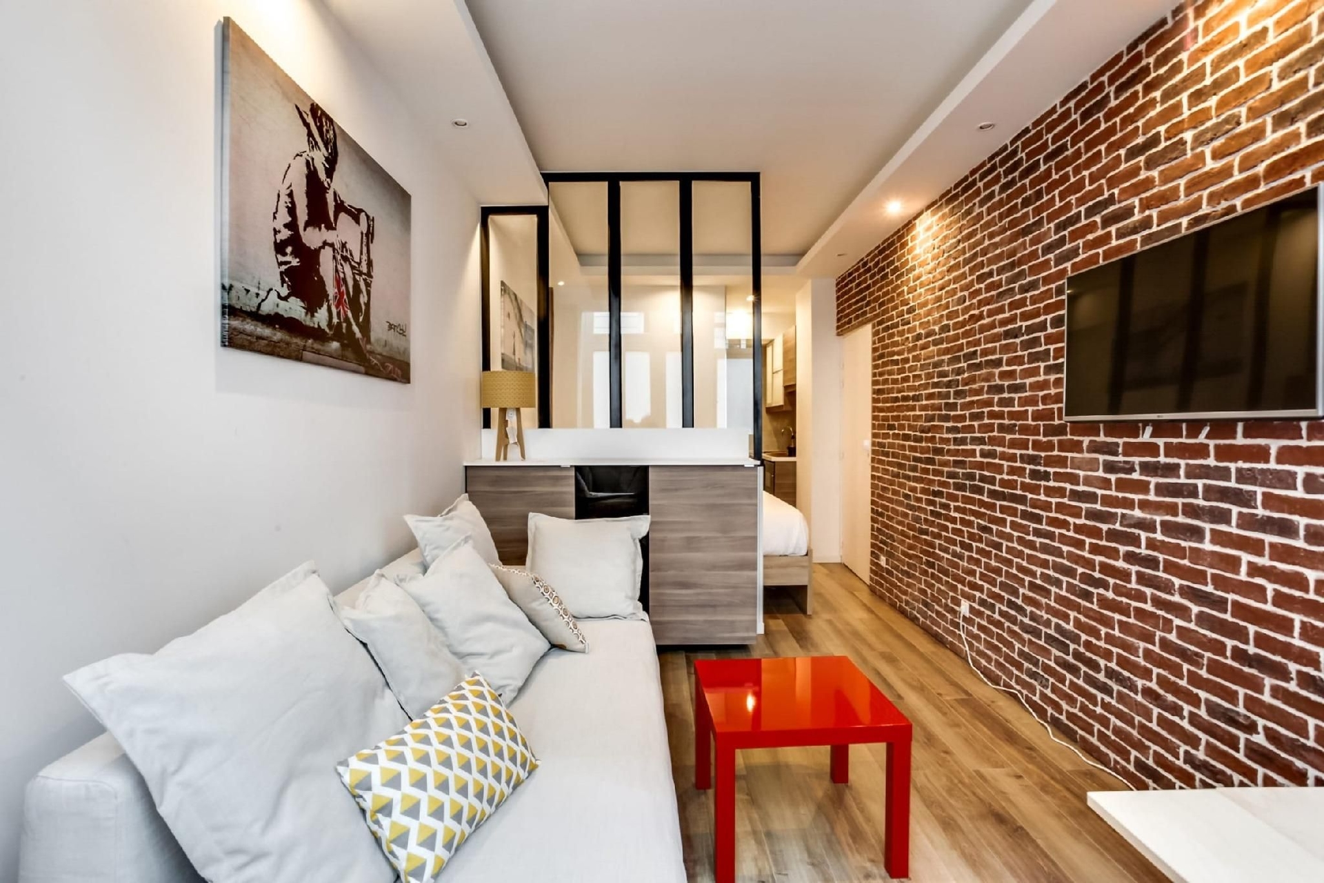 อพาร์ทเมนท์สไตล์โมเดิร์น 1ห้องนอน/4ห้องนอน ปาแล การ์นิเยร์ (Modern apartment - 1BR/4P - Palais Garnier)3