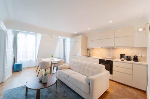 Opera Residence4