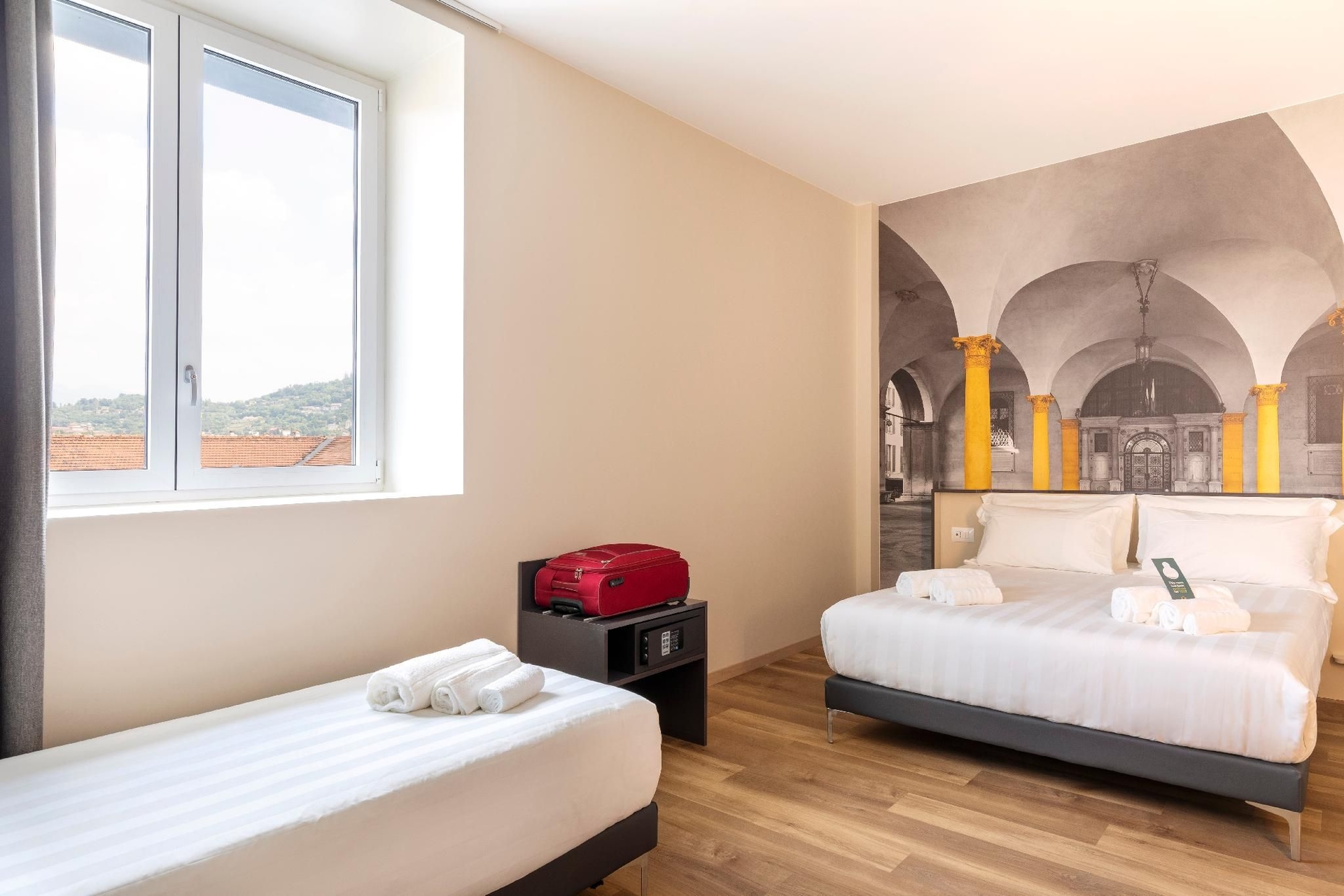 โรงแรมบีแอนด์บี เบรชา (B&B Hotel Brescia)2