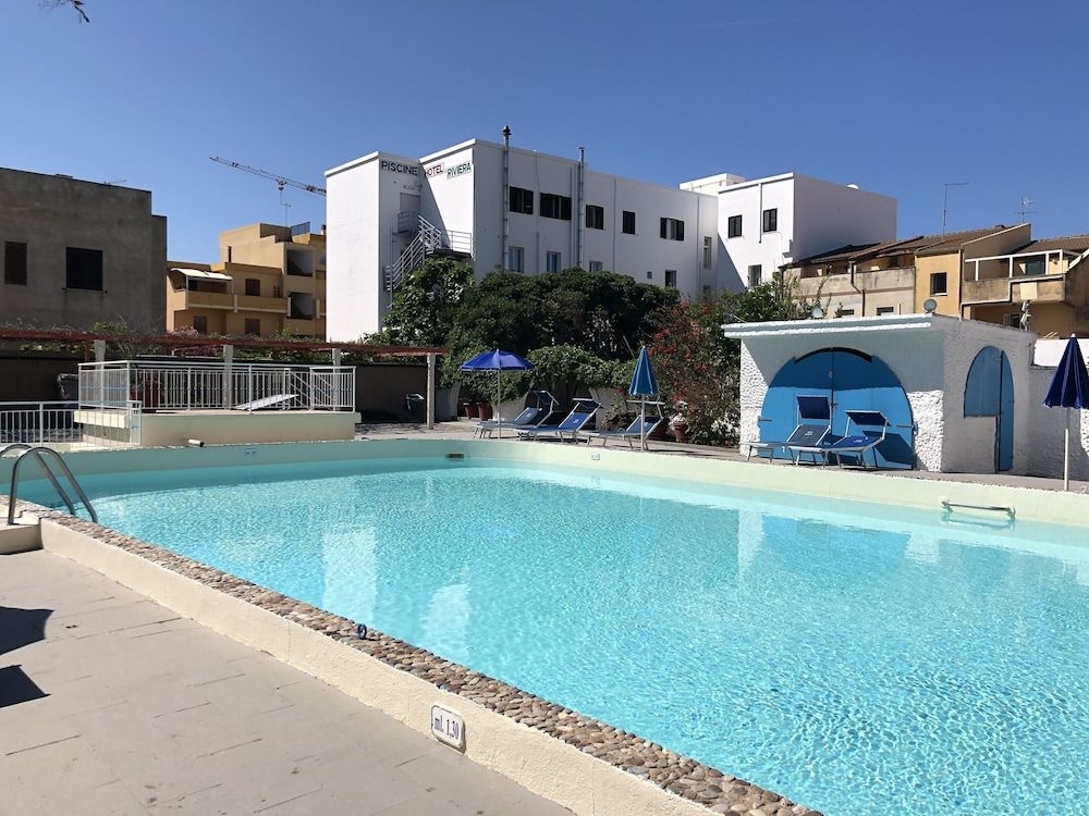 Riviera1