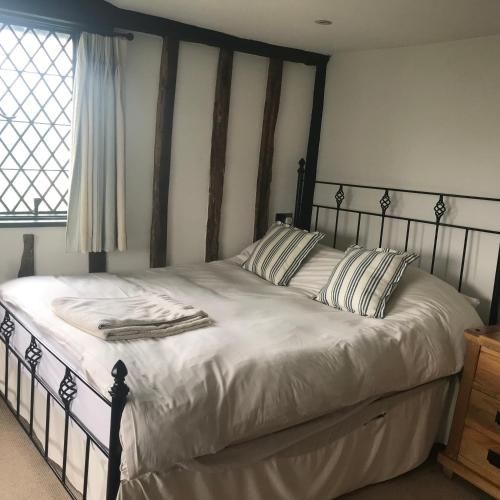 Bed and Breakfast Dunsfold4