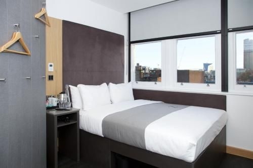 The Z Hotel City2
