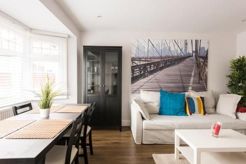 18 Forest Gate-New2