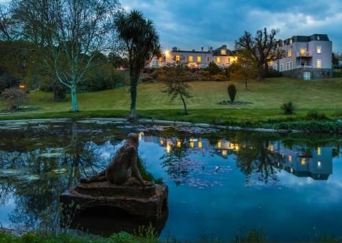 Cliffden Hotel1