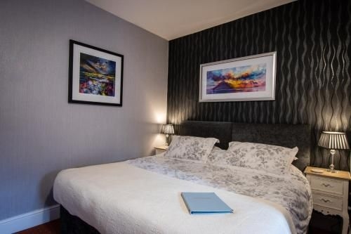 โฮเวิร์ด อาร์มส์ โฮเต็ล (Howard Arms Hotel)4