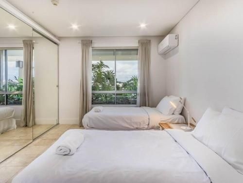 Serene Seaside Retreat - Santai 2033