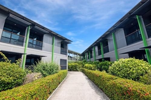 Ibis Darwin Airport Hotel1