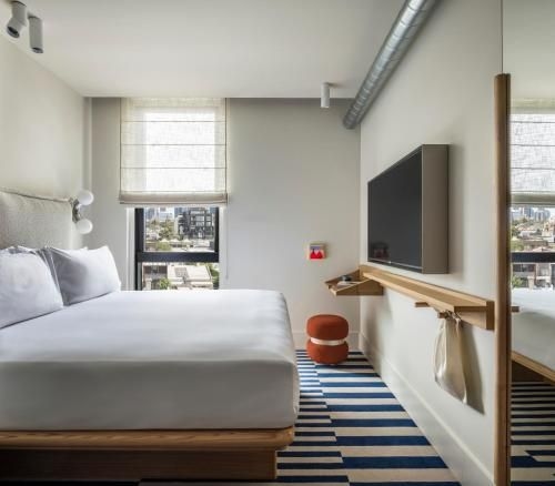 The StandardX, Melbourne4