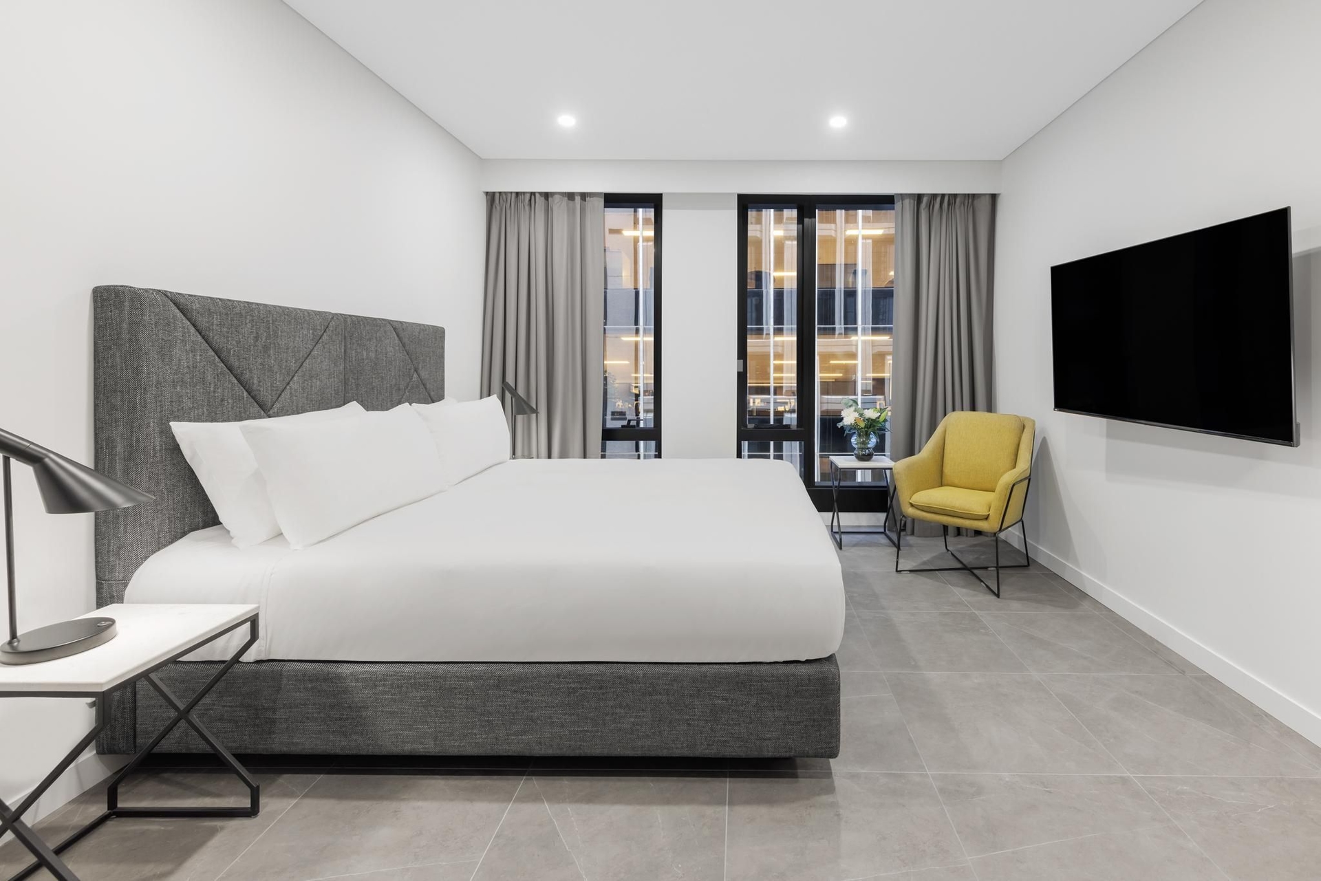 Meriton Suites Melbourne3