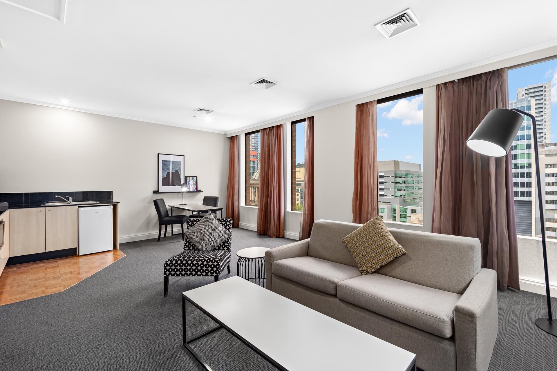 Melbourne City Suites3