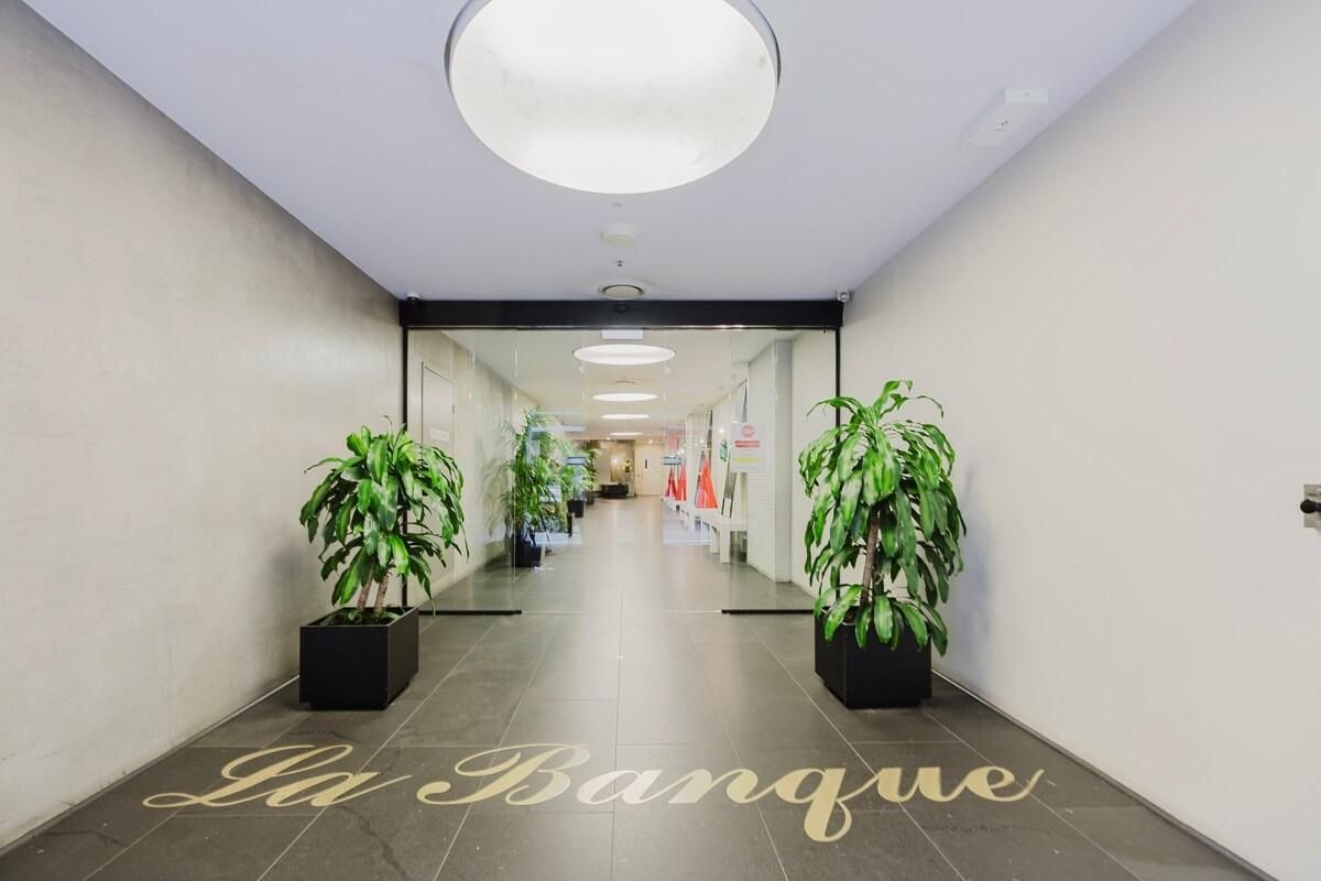 อพาร์ตเมนต์ 2 ห้องนอน 1 ห้องน้ำส่วนตัว ขนาด 70 ตร.ม. – อื่นๆ (Urban Elegance in the Heart of Melbourne)0