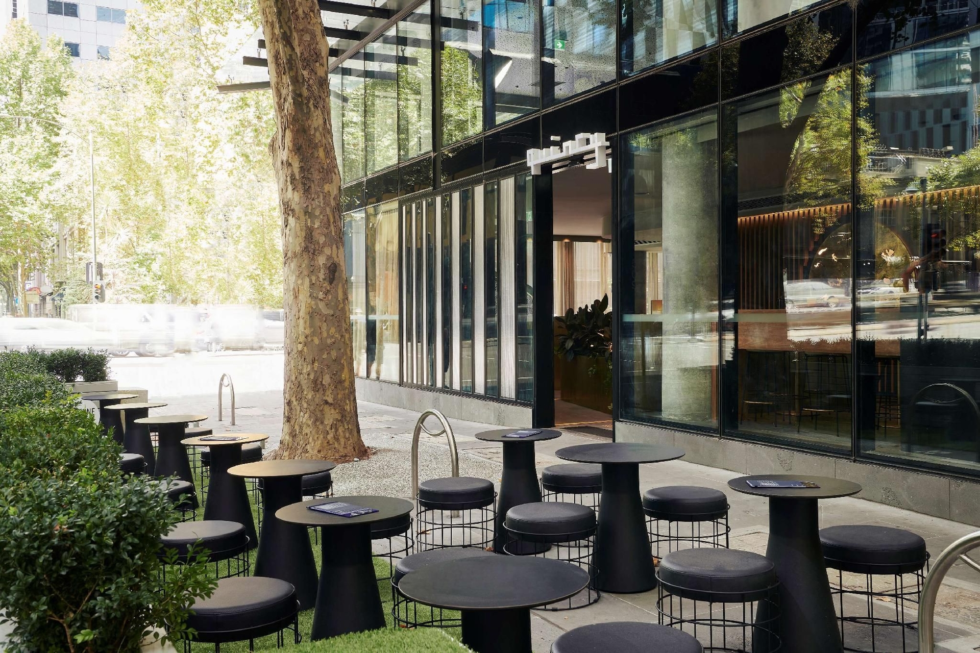 โรงแรมควินซี เมลเบิร์น (Quincy Hotel Melbourne)0