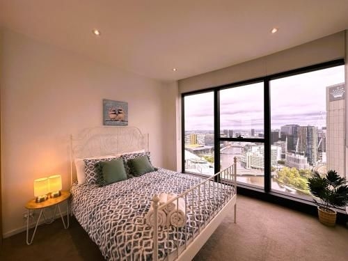Crown/FreeCarpark/Swimming/OceanView/RiverView/CBD3