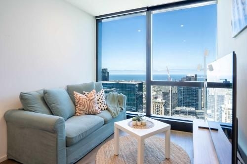 Brilliant Lv56 Condo HighRise Bay View1