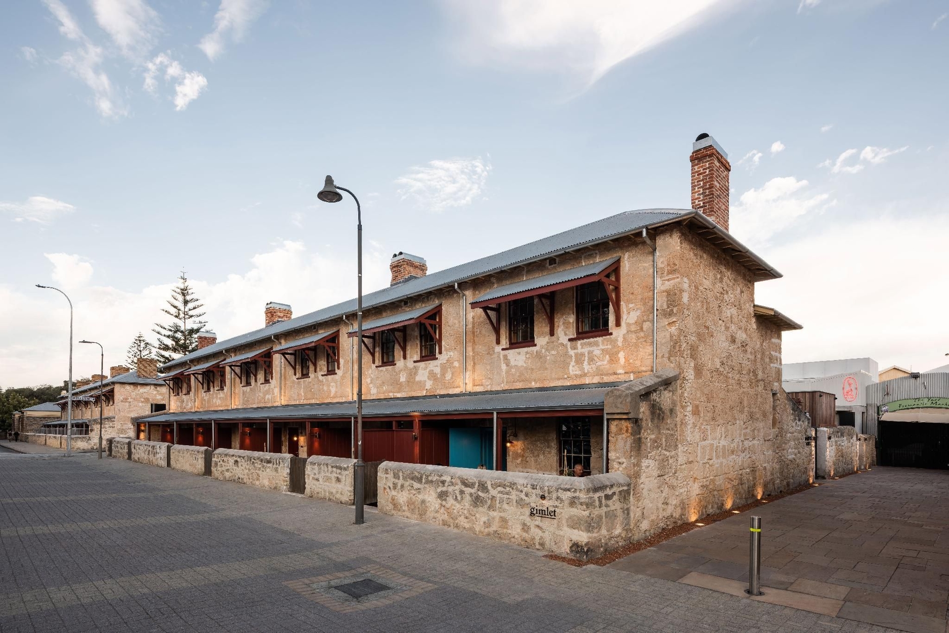 Warders Hotel Fremantle0
