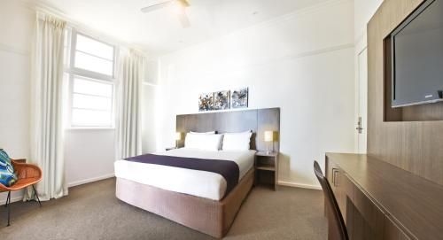 คอทเทสโล บีช โฮเทล (Cottesloe Beach Hotel)2