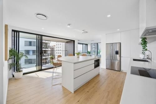 The Shores Surfers Paradise Apartments2