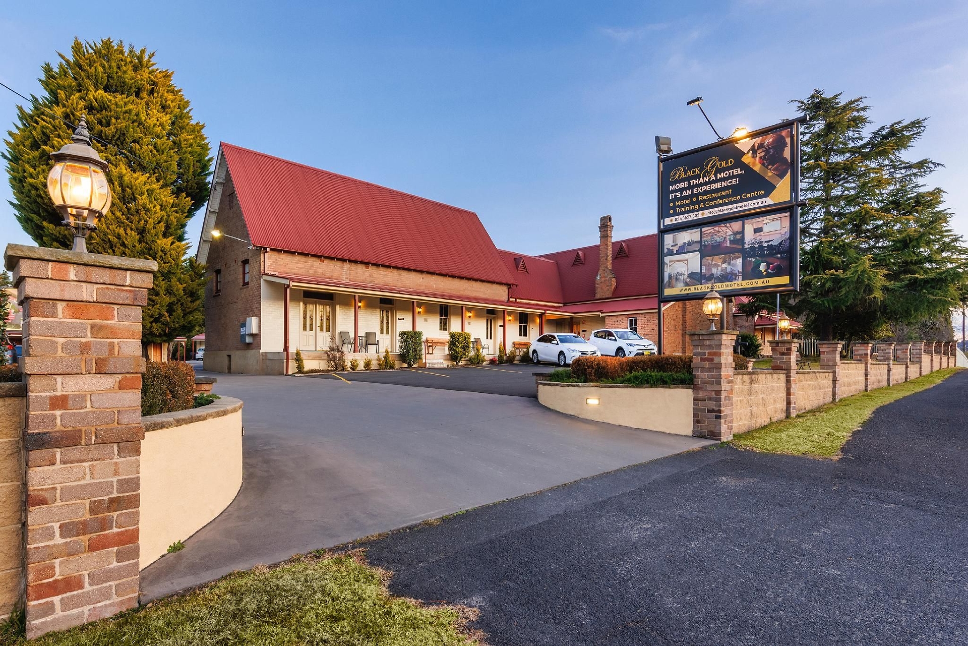 Black Gold Motel2