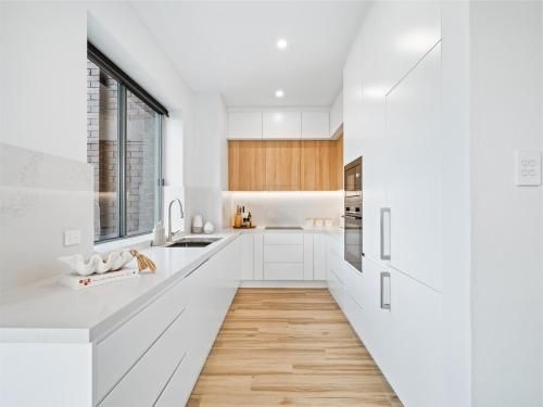Peach Apartment at Palm View Collective4