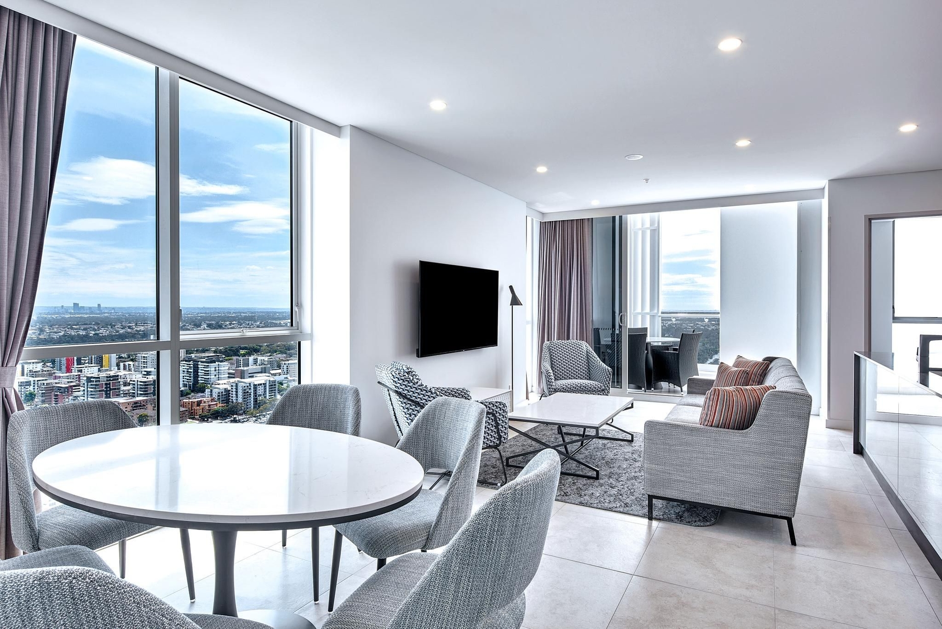 Meriton Suites Liverpool3