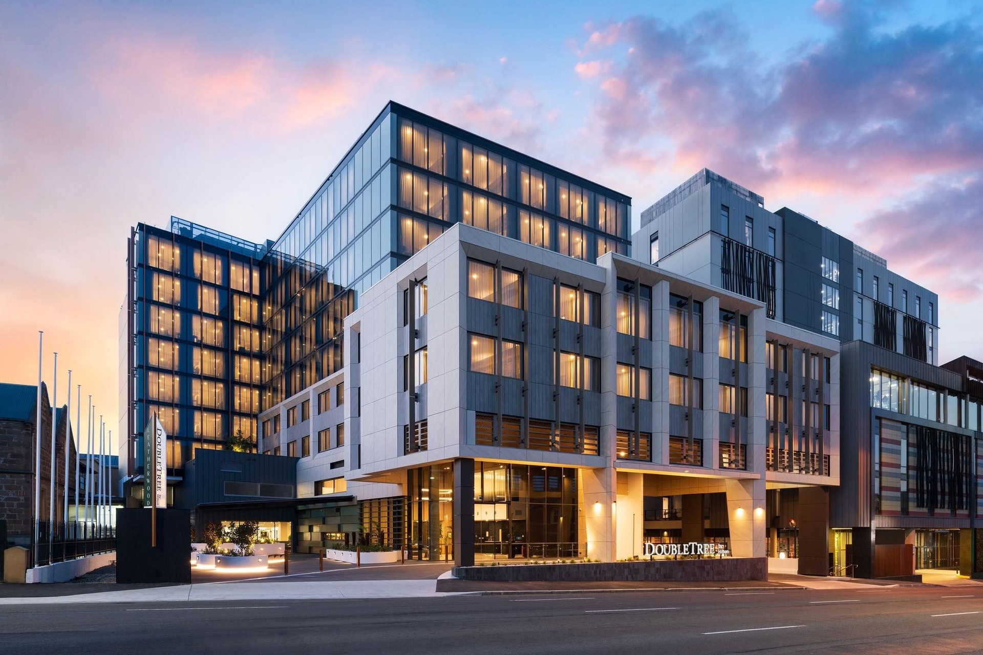 DoubleTree by Hilton Hobart0