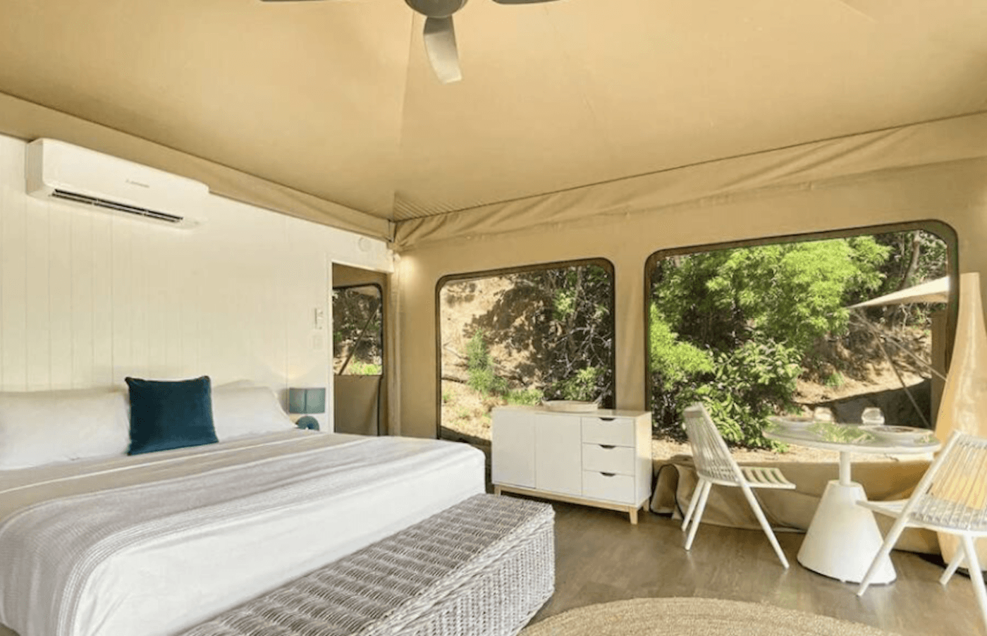 Magnetic Glamping4